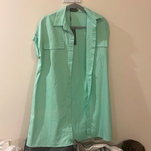 Pretty Little Thing. Size 2. Mint